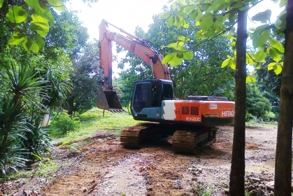 ขายด่วน  รถแบคโฮ HITACHI EX200-3 เอวแน่น ช่วงล่างสวยมาก ไฟฟ้าครบ แอร์เย็น รถสวยพร้อมใช้งาน ในราคาจิ๊บ ๆ.