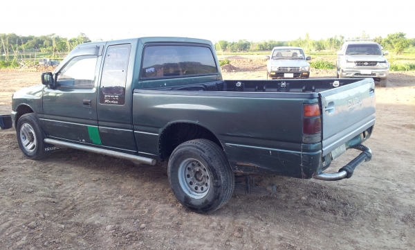 ขอขาย อีซูซุ 4WD เดิมๆๆๆ..บางๆๆ ครับ