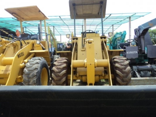 ละอองดาวแทรคเตอร์ ขายรถตักล้อยาง KOMATSU 510 เก่านอก สภาพพร้อมใช้ราคาถูก