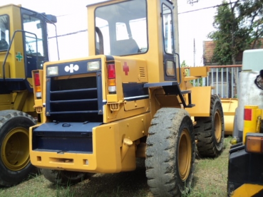 ละอองดาวแทรคเตอร์ ขายรถตักล้อยาง KOMATSU WA150-1เก่านอก สภาพพร้อมใช้ราคาถูก