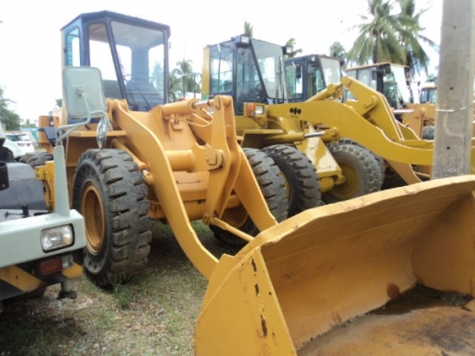 ละอองดาวแทรคเตอร์ ขายรถตักล้อยาง KOMATSU WA150-1เก่านอก สภาพพร้อมใช้ราคาถูก