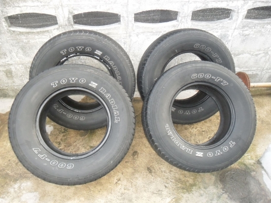 ยาง TOYO 235/70R15 ปี09 สวยๆ 4 เส้น ราคา 2600 บาท