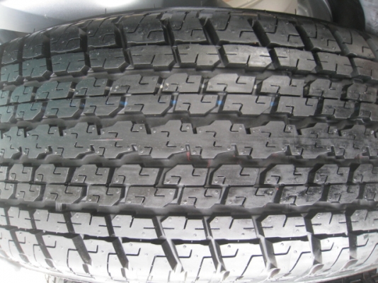 ขายล้อแม็กป้ายแดง  All New Isuzu d-max 17"x7" et33 6รู139 +ยางปี 1313 (081-3747940)
