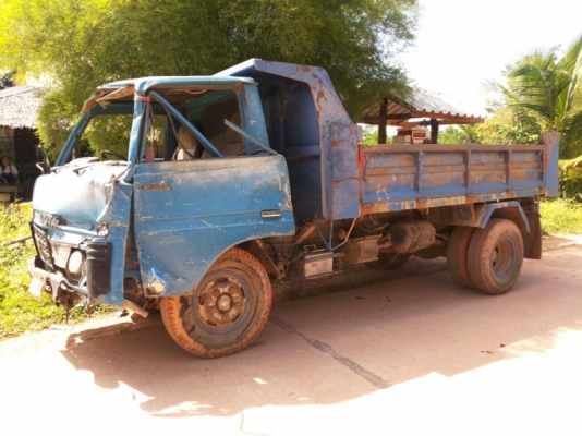 รถโตโยต้า 6 ล้อดั้ม เปลื่ยนเครื่อง 115 แรงม้า สนใจติดต่อ 081 - 6079515 รถโตโยต้า 6 ล้อดั้ม เปลื่ยนเครื่อง 115 แรงม้า สนใจติดต่อ 081 - 6079515