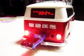 ขาย รถโฟลค์หน้าวี ฟังวิทยุ ฟังเพลงครับ Vw van radio &amp; usb flash drive mp3 ขายราคา &quot;1,000 บาท&quot;