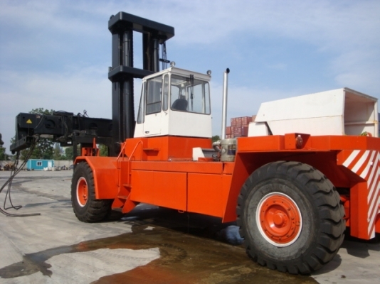ขายรถท๊อปลิฟท์ยกตู้คอนเทนเนอร์valmetขนาด40T ขายรถท๊อปลิฟท์ยกตู้คอนเทนเนอร์valmetขนาด40T