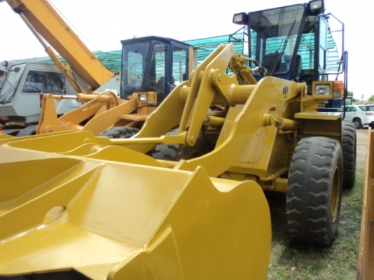 ละอองดาวแทรคเตอร์ ขายรถตักล้อยาง KOMATSU WA200-1เก่านอก สภาพพร้อมใช้ราคาถูก