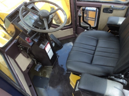 ละอองดาวแทรคเตอร์ ขายรถตักล้อยาง KOMATSU WA200-1เก่านอก สภาพพร้อมใช้ราคาถูก