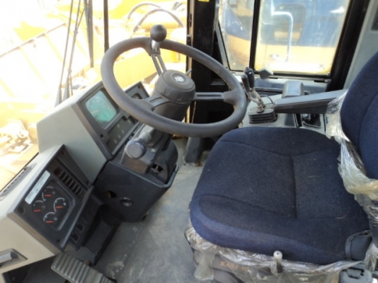 ละอองดาวแทรคเตอร์ ขายรถตักล้อยาง CAT 962 G เก่านอก สภาพพร้อมใช้ราคาถูก