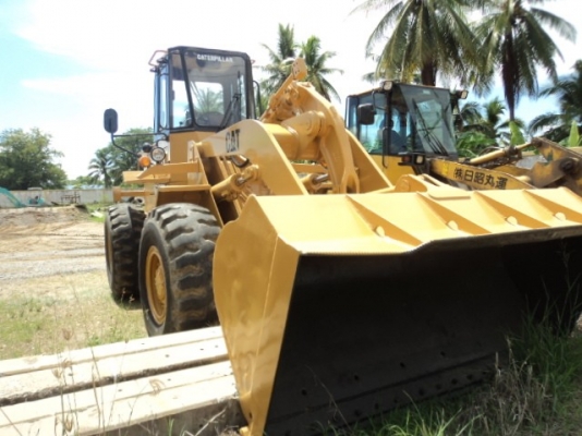 ละอองดาวแทรคเตอร์ ขายรถตักล้อยาง CAT 936 เก่านอก สภาพพร้อมใช้ราคาถูก