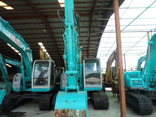 ละอองดาวแทรคเตอร์ ขายรถแบคโฮ KOBELCO SK135 SR LC เก่านอก สภาพพร้อมใช้ราคาถูก