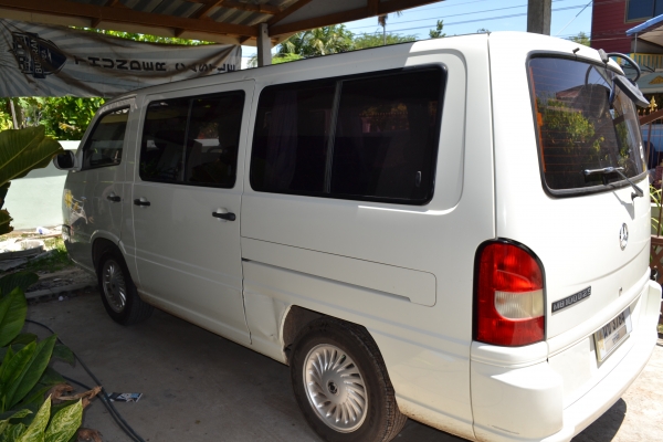 ด่วนครับปรับราคาใหม่ครับจะเอาเงินไปเอาคันใหม่ครับสุดๆแล้วครับหาที่ไหนไม่มีอีกแล้ว ขาย benz mb 100 ปี 2000 ลดเหลือ 230000