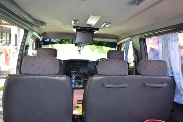 ด่วนครับปรับราคาใหม่ครับจะเอาเงินไปเอาคันใหม่ครับสุดๆแล้วครับหาที่ไหนไม่มีอีกแล้ว ขาย benz mb 100 ปี 2000 ลดเหลือ 230000