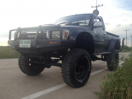 ขาย กระบะ โฟล์วิว 4WD เครื่อง 1KZ ราคา สองแสนห้าห้าพัน