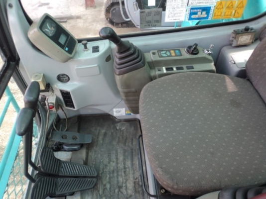 ละอองดาวแทรคเตอร์ ขายรถแบคโฮ KOBELCO SK200-6 SR เก่านอก สภาพพร้อมใช้ราคาถูก