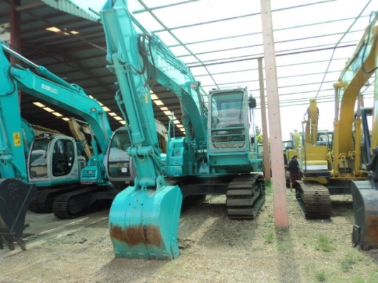 ละอองดาวแทรคเตอร์ ขายรถแบคโฮ KOBELCO SK200-6 SR เก่านอก สภาพพร้อมใช้ราคาถูก