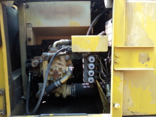 ละอองดาวแทรคเตอร์ ขายรถแบคโฮ KOMATSU PC120-6 เก่านอก สภาพพร้อมใช้ราคาถูก