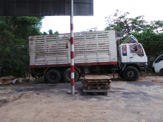 HINO FM1J 220 แรงม้า มีระบบพ่วง หัวเดิม เครื่องเดิมค่ะ คัซซีสวยนะ