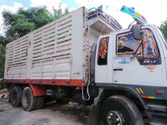 HINO FM1J 220 แรงม้า มีระบบพ่วง หัวเดิม เครื่องเดิมค่ะ คัซซีสวยนะ