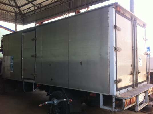 HINO FC (165 แรงม้า) คัสซีสวย ช่วงล่างใหญ่ F หน้า-หลัง ยางดี 6 เส้น ทะเบียนพร้อมโอน