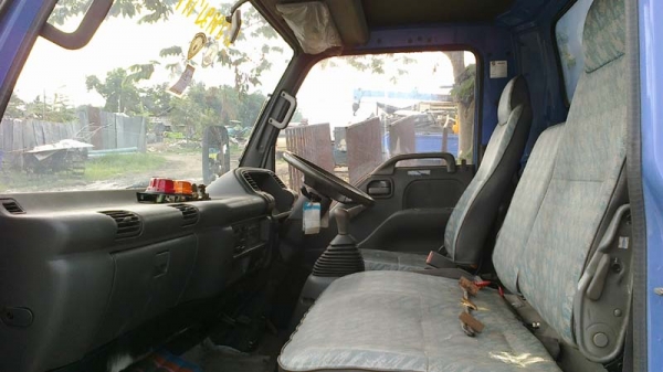 Isuzu NQR 140 แรง ยาว 4.5 M Isuzu NQR 140 แรง ยาว 4.5 M