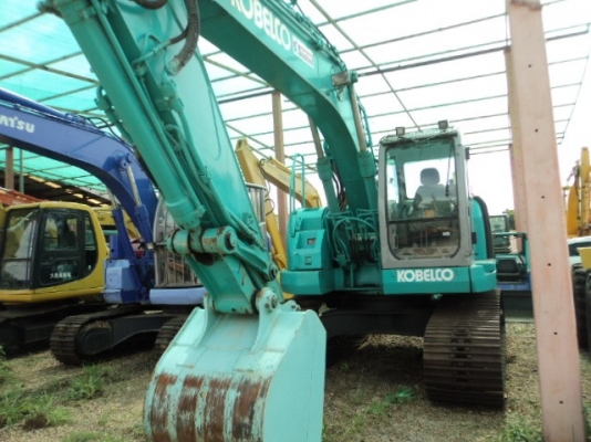 ละอองดาวแทรคเตอร์ ขายรถแบคโฮ KOBELCO SK200SR-6 เก่านอก สภาพพร้อมใช้ราคาถูก