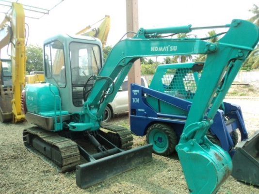 ละอองดาวแทรคเตอร์ ขายรถแบคโฮ KOMATSU PC30R-8 เก่านอก สภาพพร้อมใช้ราคาถูก