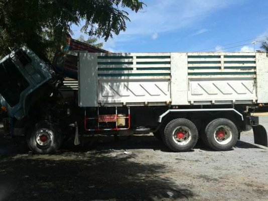 สิบล้ออีซูซุ ครัดซี จัมโบ้ 200เปลี่ยนเครื่อง240 ไม่โบ เกียร์แทนเลอร์ ช่วงล่าง 240 กระบะเหล็ก ยางดีครัดซีสวยจัดหัวล็อคเก่าญี่ปุ่น รถระบบช่วงล่างแน่น เกลี่ยงสะอาดหมดจด 1100000