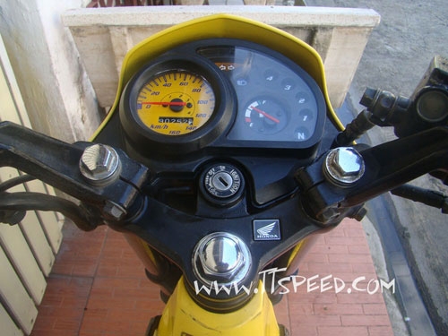 Nice ยูบ็อกซ์ไม่มีครัชรถปี45เอกสารครบ Nice ยูบ็อกซ์ไม่มีครัชรถปี45เอกสารครบ