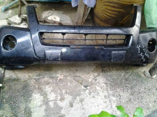 ขายกันชน หน้า ดีเเมกซ์ ไฮเลนเดอร์ สีดำ ไม่เเตก ไม่หัก 1500 ครั