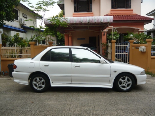 รถสวยสภาพพร้อมใช้ เกียร์ออโต้ ใช้งานได้ทันที