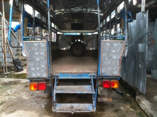 รถ6 ล้อ100 แรง สองแถว สภาพพร้อมใช้