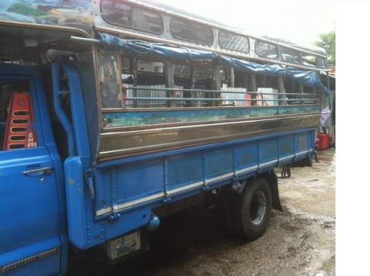 รถ6 ล้อ100 แรง สองแถว สภาพพร้อมใช้