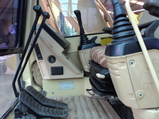 ละอองดาวแทรคเตอร์ ขายรถแบคโฮ KOBELCO SK60SR เก่านอก สภาพพร้อมใช้ราคาถูก