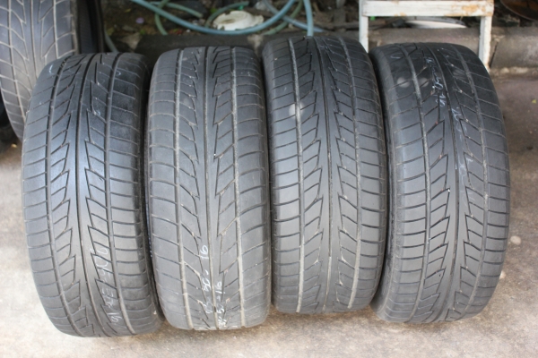 Nitto Nt555  205-50-16 ปี09 ดอกเต็มๆ 1ชุด ถูกๆ