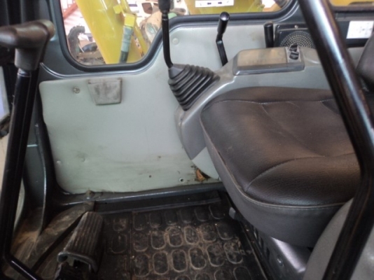 ละอองดาวแทรคเตอร์ ขายรถแบคโฮ KOMATSU PC60-7 เก่านอก สภาพพร้อมใช้ราคาถูก