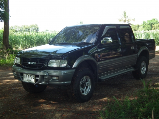 ขายรถกระบะสี่ประตู