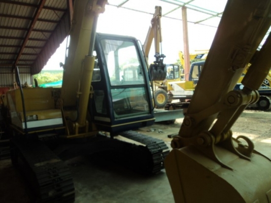 ละอองดาวแทรคเตอร์ ขายรถแบคโฮ KOBELCO SK60-3 เก่านอก สภาพพร้อมใช้ราคาถูก