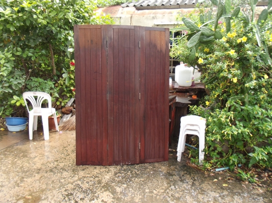 ประตูบานเฟี้ยม ไม้สักโบราณ1ชุด ขนาดแผ่นละกว้าง40cm สูง177cm 1ชุดมีทั้งหมด12แผ่น ขนาดความกว้างรวม 4.80 m