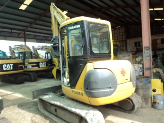ละอองดาวแทรคเตอร์ ขายรถแบคโฮ KOMATSU PC40R-8 เก่านอก สภาพพร้อมใช้ราคาถูก