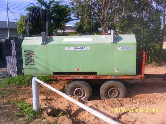 แทงค์น้ำพร้อมเครื่องสูบน้ำพร้อมลายฉีดน้ำ3200ลิตรเก่าญี่ปุ่น