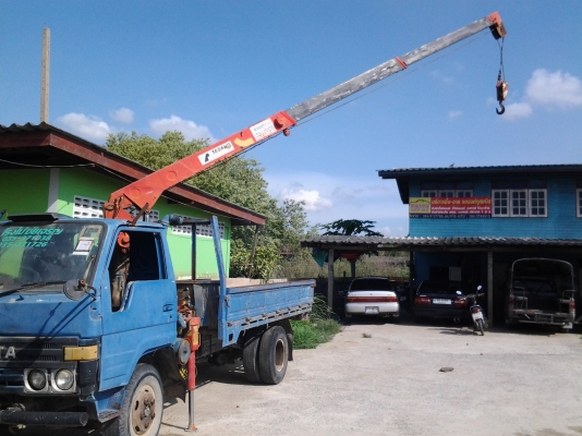 โตโยต้า ไดน่า  เครน  TADANO รถห้าง ใช้งานได้ปรกติ แจ้ง ม.89