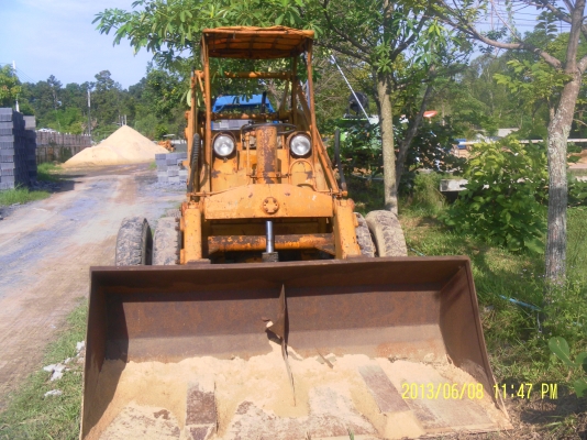 รถตักโคมัสสุSD20-4เก่านอกพร้อมใช้ราคาถูก195000