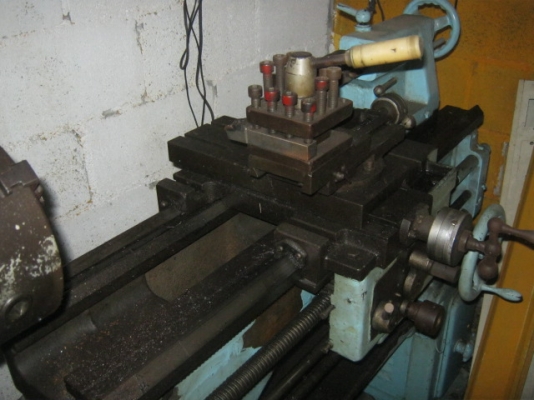 เครื่องกลึง 4 ฟุต