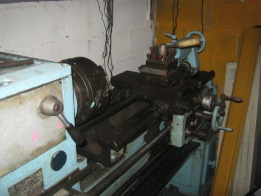 เครื่องกลึง 4 ฟุต