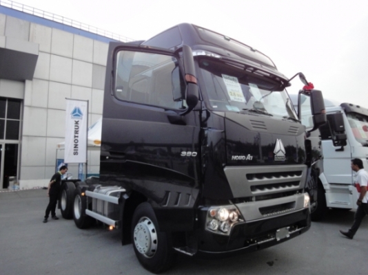 หัวลาก Sino Truk 380 แรง รถน้ำมัน / CNG เพลาหลังยก ราคาพิเศษ พร้อมส่งมอบ
