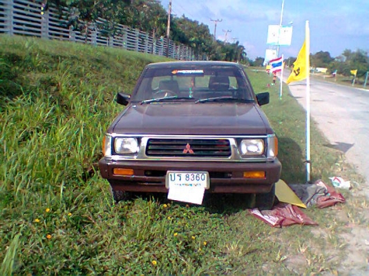 ขาย MITSUBISHI L200 กระบะตอนเดียว  เครื่อง 4D56T แอร์เย็น สีใหม่ ไม่ผุ