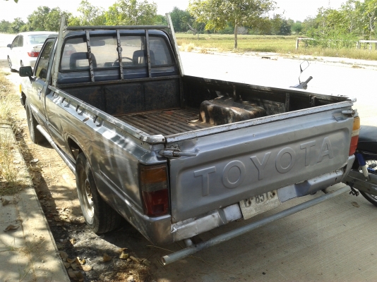 ขายรถกระบะพร้อมใช้เอกสารพร้อมโอน