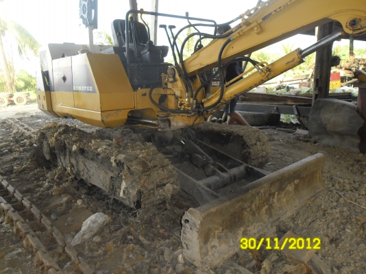 ขายแม็กโครKOMTASU-PC-30-6 พร้อมรายหัวแจะกับปุ้งกีแถมแทรนเลอร์บันทุกด้วย