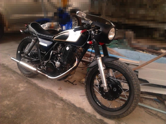 ขาย-แลก@ SR400 แต่งCafe เต็มๆราคาโดนๆครับ หรือแลก250-400 สตาร์ทมือ@